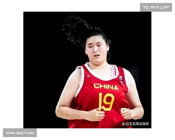 中国女篮迎来“擎天柱“！17岁2米26天才少女张子宇破格入选国家队